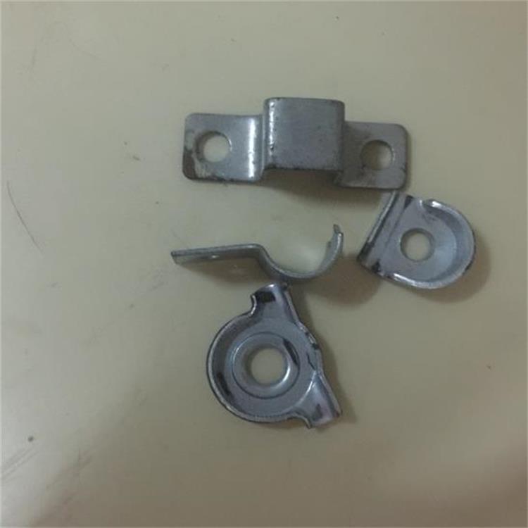 衝壓件廠家在做排樣（yàng）圖時應注意的幾（jǐ）點 